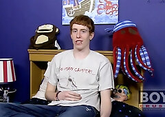 Awkward Redheaded Twink Shoves A Dildo Up That Asshole