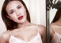 FRANKSTGIRLWORLD - THE CHARMING POY AND HER IDEAL MELONS