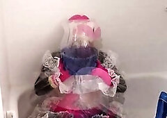 It was sooo pleasure! I got my plastic costume all overspread in slime, and the rest of my outfit also! so oozy, gooey, sticky and joy! full movie sce