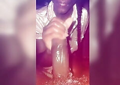 See me drink the plugs nut