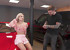 Public Parking Pick Up / Reality Kings