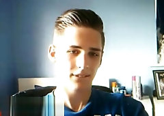 Gorgeous Guy with Simpsons Sheets