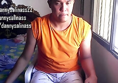 Watch Salinass03's hot webcam session with a young boy and his daddy