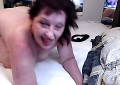 288 Bryan Gives Me A Facial. Imagine The Cum Dripping Off My Chin