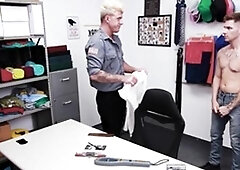 YoungPerps.com: Officer JJ Knight loves fucked by Zak Bishop