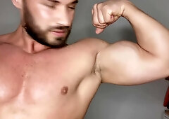 Pornfans-brandonmuscle