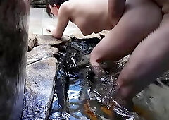 Solo Female Traveler in Hot Spring! Shaved Beauty Enjoys Hot Doggystyle Pov C...