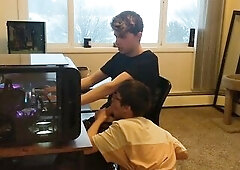 Interrupting my boyfriend playing episode games (This chab makes me cum+Spunk fountain)