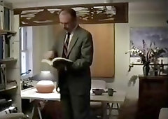 HOT SUIT DADDY MASTURBATING TO COMPLETION