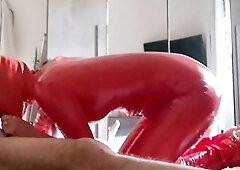 mother I'd like to fuck in latex catsuit gives oral-job and swallows cum