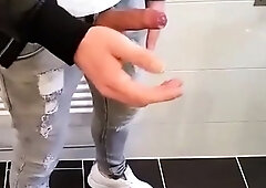 Amateur Webcam Handjob with a Big Cock