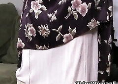 Luscious mother i'd like to fuck Lilli from the US can't resist her lustful cunt and needs getting off (now obtainable in Full HD 1080P). Bo