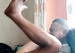 Kakek lokal ganteng kontol keras muncrat didalam lubang belakang