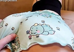 Massaging Large Booty Stepsis in Pajama goes Wrong