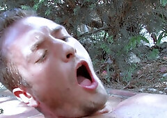 Tiffany Doll takes Leo Galvez deep in rough outdoor anal and gets splooshed in the face