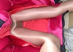 Mature shemale in skirt Orionpryme seductively teases and pleases