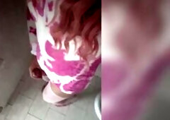 I costume up as a cow and masturbate in the bath