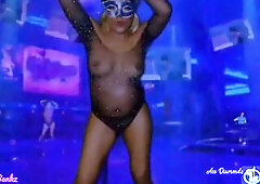 Up up up