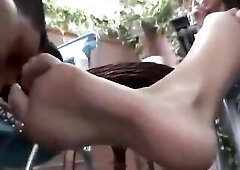 Amateur Foot Licking on the loggia! Arrogant crude brats use her foot thrall on the loggia for feet worship.