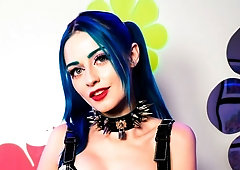 Big-bottomed chick Jewelz Blu impaled in the doggy style