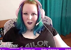 Gamer Cutie Spanks and Masturbates on Stream - PREVIEW