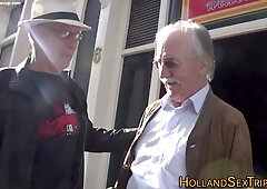 Hookers pussy eaten out