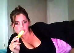 Webcam big booty brunette fucking machine toy hard