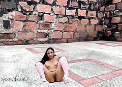 This day I just wanted to entice u and show u how I look with high heels and pink nylons, how I love to show u how I look hawt like this, bare and in 