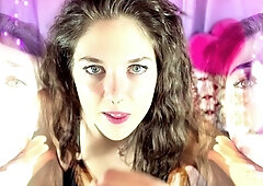 Amateur super hot brunette masturbating 3 mp4