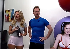 Streamer Bikini Princess reacts to Bonnie Blue getting stretched out