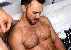 Str8Chaser: American blowjobs in hotel