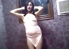 Egyptian crossdresser Ingy dance 037