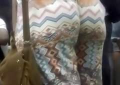 Yummy bum in the colorful pants