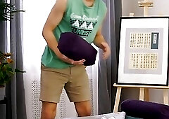 Jared Cloud gets a handy massage from Alex Blade!