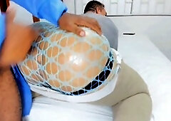 Muscular gay couple enjoys big bareback anal, ends with cum inside