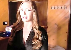 Hot Isabella De Gets Dicked During A BTS Shoot