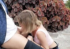 They almost caught us while she gives me a blowjob in a public garden