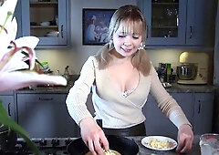 Mom amateur webcam pussy masturbate