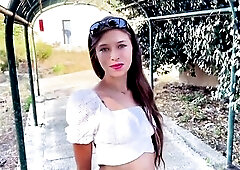 Lola, nice-looking cutie with girl face, wishes wang