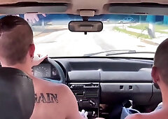 I went to showcase Taubate to my acquaintance, he deep-throated me in the truck and we went home to jizm