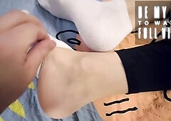 TUTORIAL: How to disrobe German cutie to make her lewd?