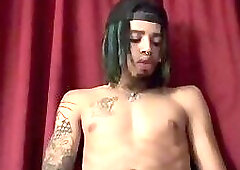 Sluttyboi big dick explodes