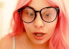 I’ll Show U How I Usually Eat; I’m so Cheerful Coz the Food Is Delightsome-it Gives My Face an Climax, and I Make Naive Face