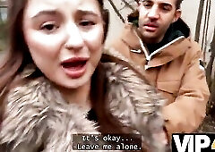 VIP4K. Amber Bloom desires everybody to try her LARGE BREASTS