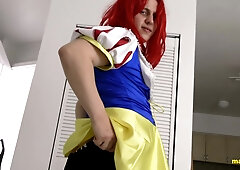 Kinky Elis Ataxxx Wears A Princess Dress And Shows His Ass