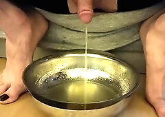 Void Urine foot feet toes pee