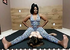 Bellysitting Veronica and Sabrina