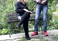 Nasty mother I'd like to fuck is lewd sufficiently to do it in public