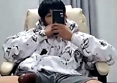 Korean - Pak Ha jerking off his big dick and cum