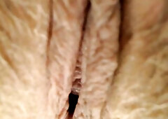 Bizarre Closeup Twat Stretching Vulva Love Button Lips